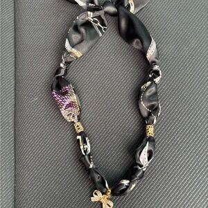 Elegant Black and Gold Women's Necklace